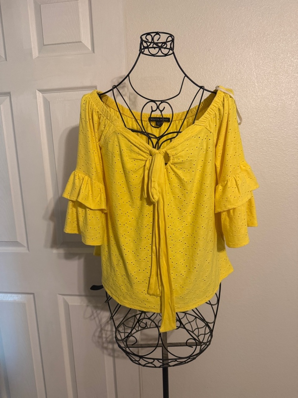 Boston Proper Yellow Eyelet Tie-Front Ruffled Sleeve Top